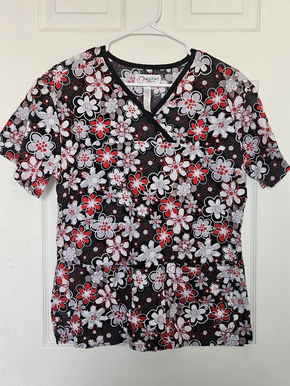 Peaches Uniforms Floral Print Scrub Top - Black & Red